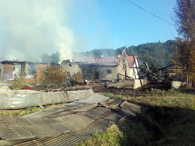 Pożar tartaku w miejscowości Podchybie (gmina Lanckorona)