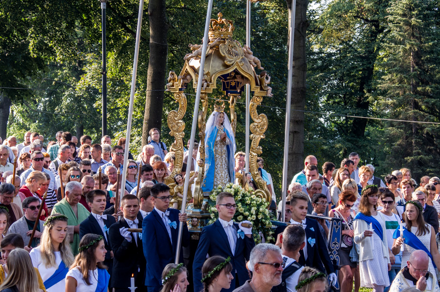 Główne uroczystości Wniebowzięcia NMP w Kalwarii Zebrzydowskiej – 19 sierpnia 2018 r. – fotorelacja 392 zdjęcia