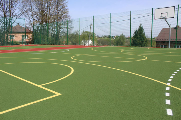Zakończono remont nawierzchni boiska przy szkole podstawowej w Leńczach