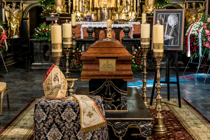 Uroczystości pogrzebowe kard. Mariana Jaworskiego w Kalwaryjskim Sanktuarium