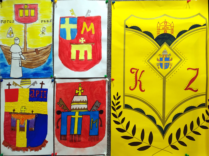Znamy wyniki konkursu „Mój projekt herbu Kalwarii Zebrzydowskiej w nawiązaniu do Patrona Miasta Świętego Jana Pawła II”