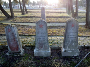 Październikowe spacery historyczne w Wadowicach - cmentarz wojskowy @ Cmentarz - ul. Wojska Polskiego
