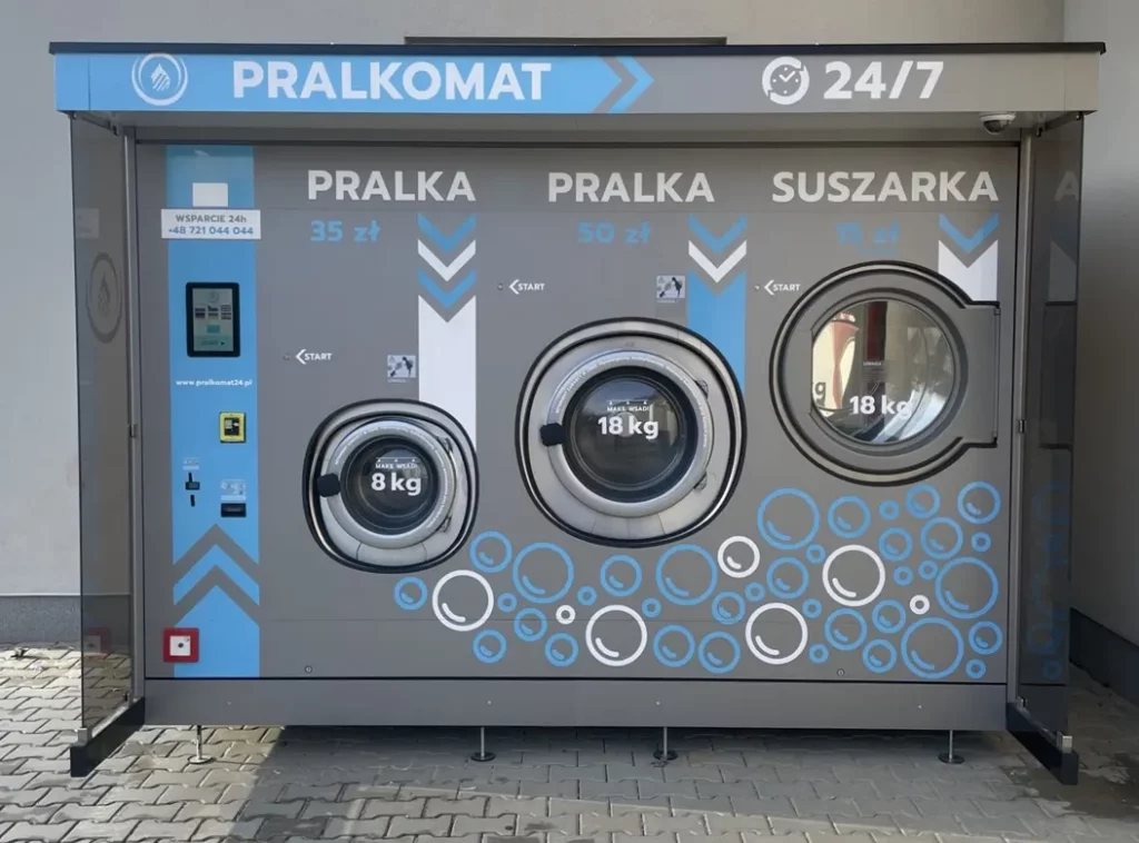 Na terenie Parku Handlowego w Kalwarii Zebrzydowskiej pojawił się Pralkomat. Jak działa i ile kosztują pranie z suszeniem?