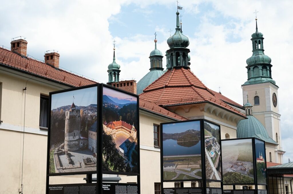 Sześć wyjątkowych wystaw o Małopolsce w Kalwarii i Wadowicach