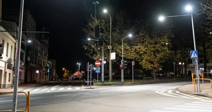 Poprawa bezpieczeństwa ruchu drogowego na przejściach dla pieszych w Kalwarii Zebrzydowskiej: Nowe oświetlenie dla mieszkańców.