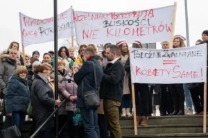 Dokumenty kontra deklaracje. Kto naprawdę wiedział o planach likwidacji oddziału położniczego szpitala wadowickiego?