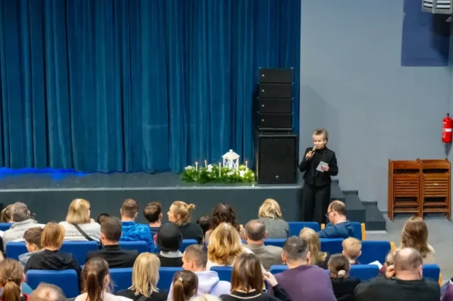 Historia Cudownej Nocy – Przedstawienie Grupy Teatralnej przy ZS 1 w Kalwarii Zebrzydowskiej – 11 stycznia 2026 r. – fot. Andrzej Famielec-09183