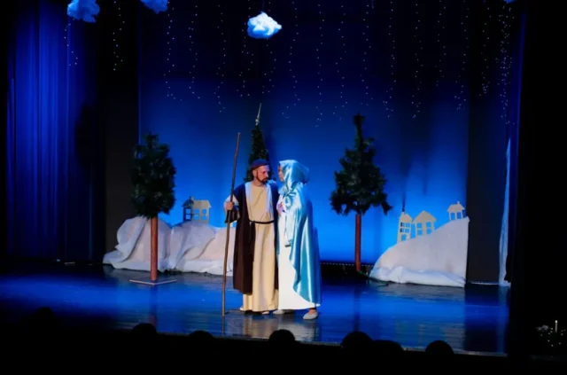 Historia Cudownej Nocy – Przedstawienie Grupy Teatralnej przy ZS 1 w Kalwarii Zebrzydowskiej – 11 stycznia 2026 r. – fot. Andrzej Famielec-09209